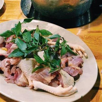 Quán Hương Việt – Gà Tre Thảo Mộc