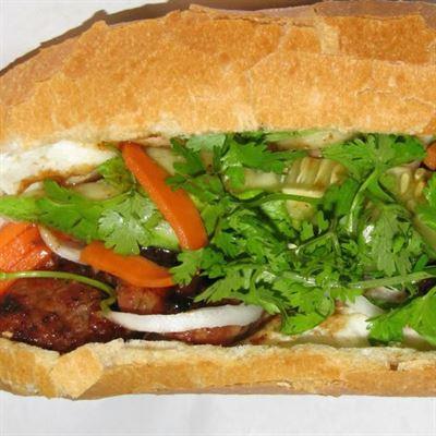 Bánh Mì Trung Thành