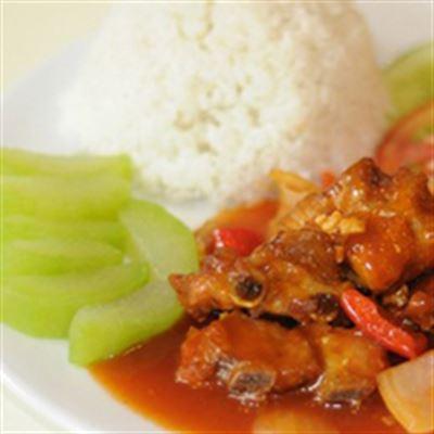 Cơm Sườn Chua Ngọt