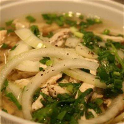 Phở gà Hồ Vuông