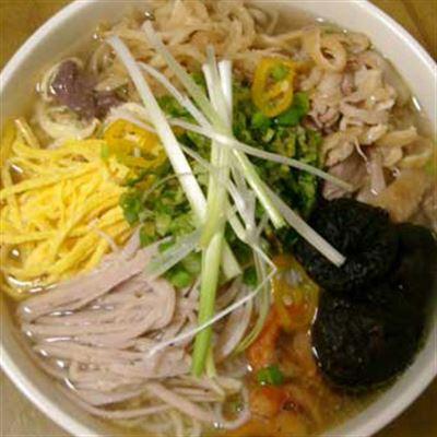 Phở Gà Ta & Bún Thang – Lò Đúc