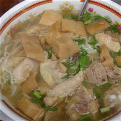 Vịt cỏ Vân Đình – Số 1 Trần Quốc Hoàn