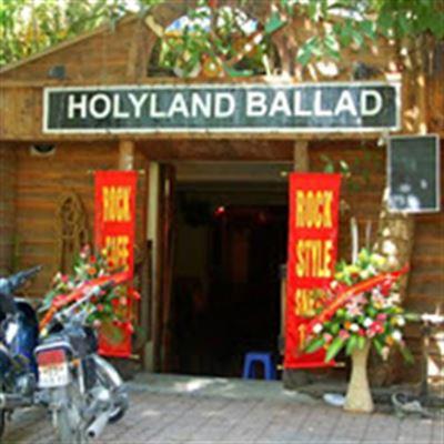 Holyland Ballad Cafe – Nơi Rocker Tỏa Sáng