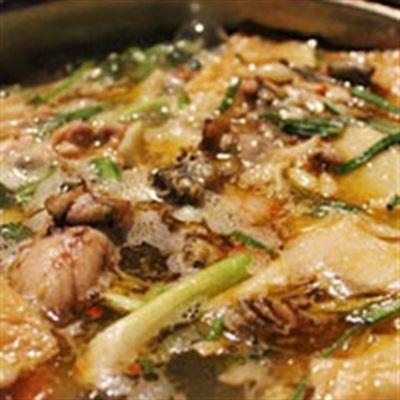 Ong Bee – Lẩu Đặc Biệt