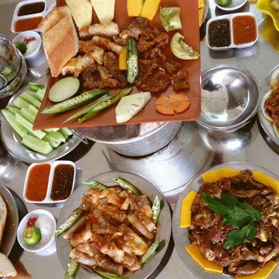 Quán Ngói 13 – Lẩu Thái & Nướng Ngói