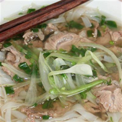 Quán phở Trung Hòa – Đội Cấn