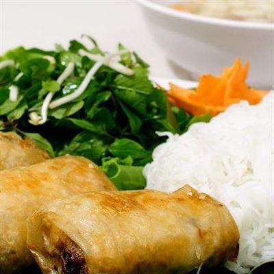 Bún Chả, Nem – Đội Cấn