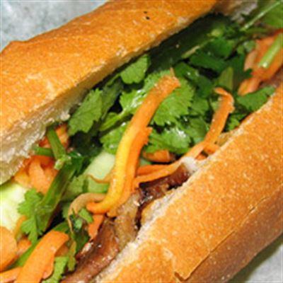 Quán Bánh Mì, Giải Khát 212 Tây Sơn