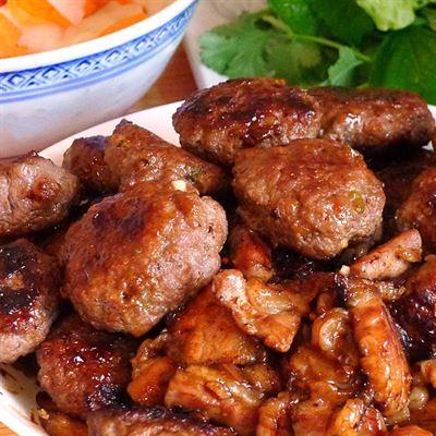 Duy Anh – Bún Chả & Nem Rán
