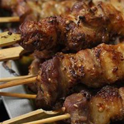 Bánh Mì Thịt Nướng – Hồ Đền Lừ