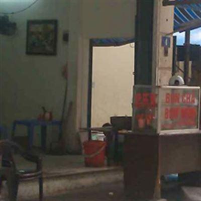 Cát Linh – Bún Chả Nem