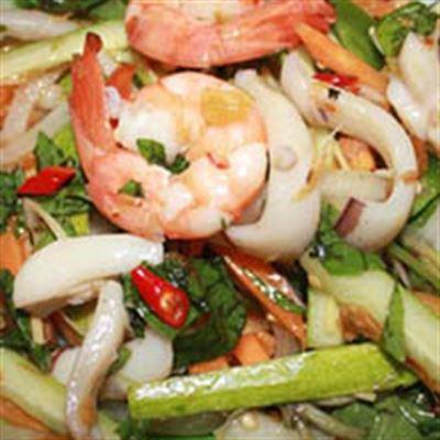 Bia Hơi Lan Chín – Tràng Tiền