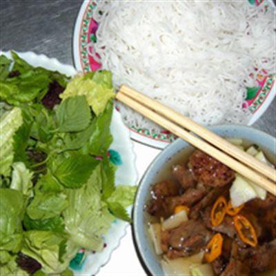 Phở Bò Nam Định, Bún Chả