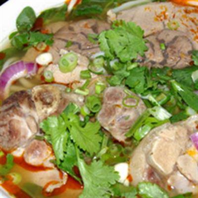 Bún Bò Huế – Long Biên