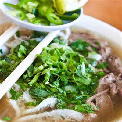 Tiệm Phở Trung Hiếu – Nguyễn Văn Cừ