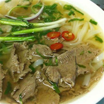 Phở Tứ Hùng