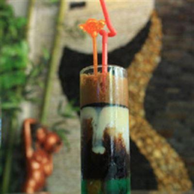 Cafe 92 – Phạm Huy Thông