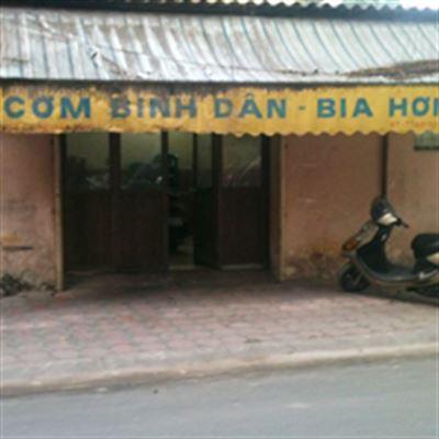 Cơm Bình Dân – Bia Hơi – Hoàng Ngọc Phách