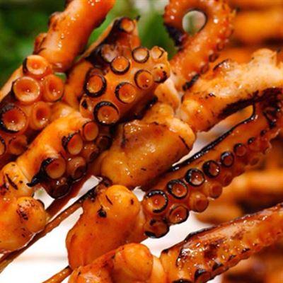 Trạm BBQ – Lương Ngọc Quyến