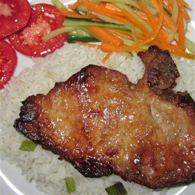 Cơm Tám Sườn Nướng – Hoàng Quốc Việt