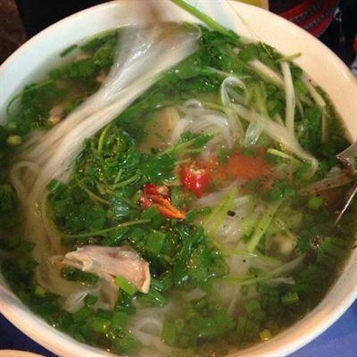 Phở gà Nghĩa Lâm – Hàng Buồm