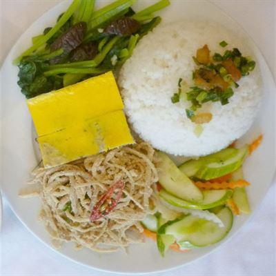 Cơm Bình Dân – Hoàng Cầu