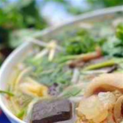 Đức Tiến – Quang Trung