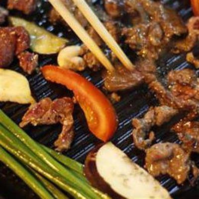 Lẩu Nướng – Ao Sen