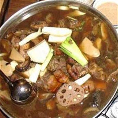 Lẩu Chó – Thợ Nhuộm