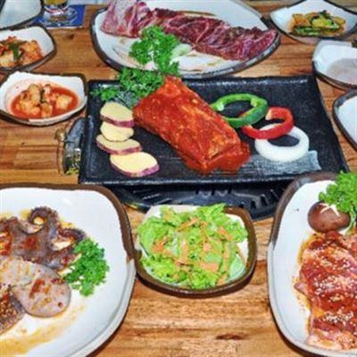 Jinju – Lẩu & Nướng Hàn Quốc