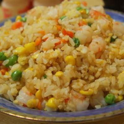 Phở Bò, Mì Xào, Cơm Rang – Đông Khê
