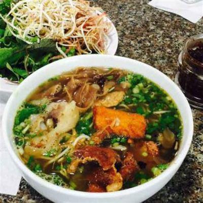 Bún Cá Cay – 121 Lê Lợi
