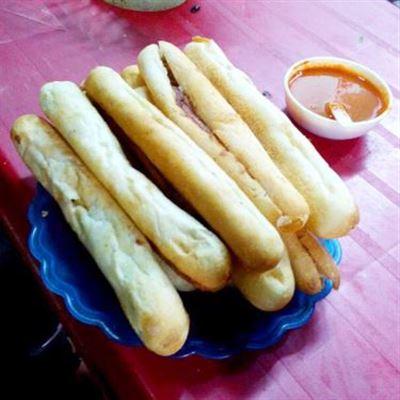 Bà Già – Bánh Mì Cay Chính Hiệu