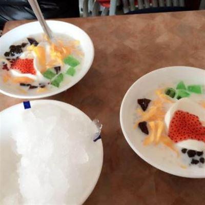 Quán Là – Cafe, Kem, Sữa Chua Các Loại