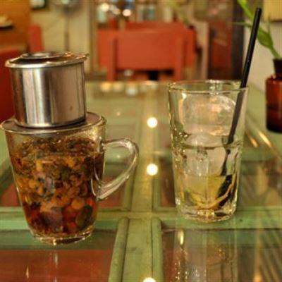 Cafe Trà Cúc Vạn Ý – Nguyễn Đức Cảnh