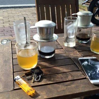 Cafe & Sinh Tố – Phan Đăng Lưu