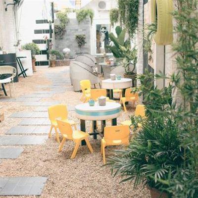 Zone 8 Cafe