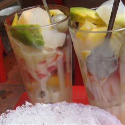 Vinh Oanh – Chè & Hoa Quả Dầm