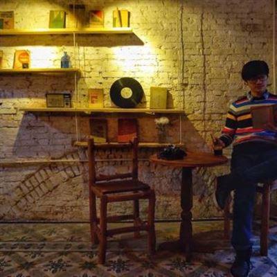 Rec 16 Coffee Studio