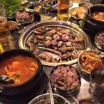 K Pub Korean BBQ Garden – Lê Thánh Tông