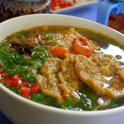 Bánh Đa Cua Bể, Bề Bề