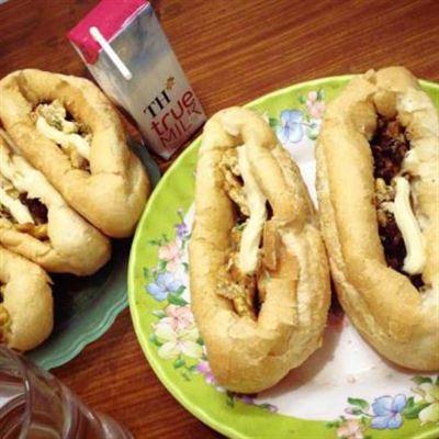 Bánh Mì Cô Trung