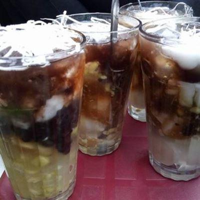 Chè Cô Thu – Chợ Cầu Tre