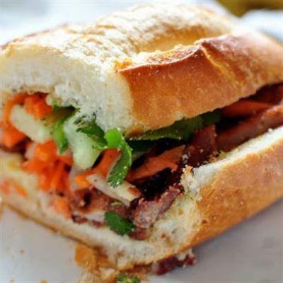 Thanh Bình – Bánh Mì & Trà Sữa