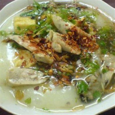 Cô Tuyết – Bánh Đúc Bánh Canh