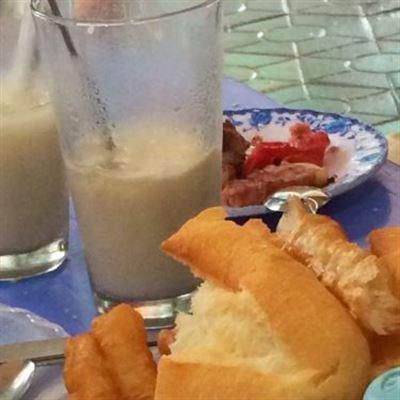 Bánh Mì Sữa Trứng – Trần Quang Khải