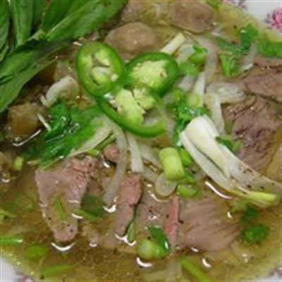 Vũ Phong – Phở Bò Gia Truyền
