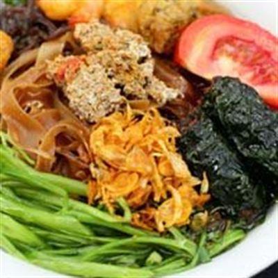 Bánh Đa Sườn Gà Chả