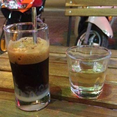 1985 – Cafe & Fastfood