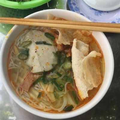 Phong Nhỡn – Bún Huế & Cơm Bình Dân